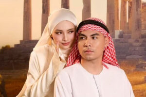 MC Huyền Trang rất khéo léo trong việc giao lưu với fan trên mạng xã hội